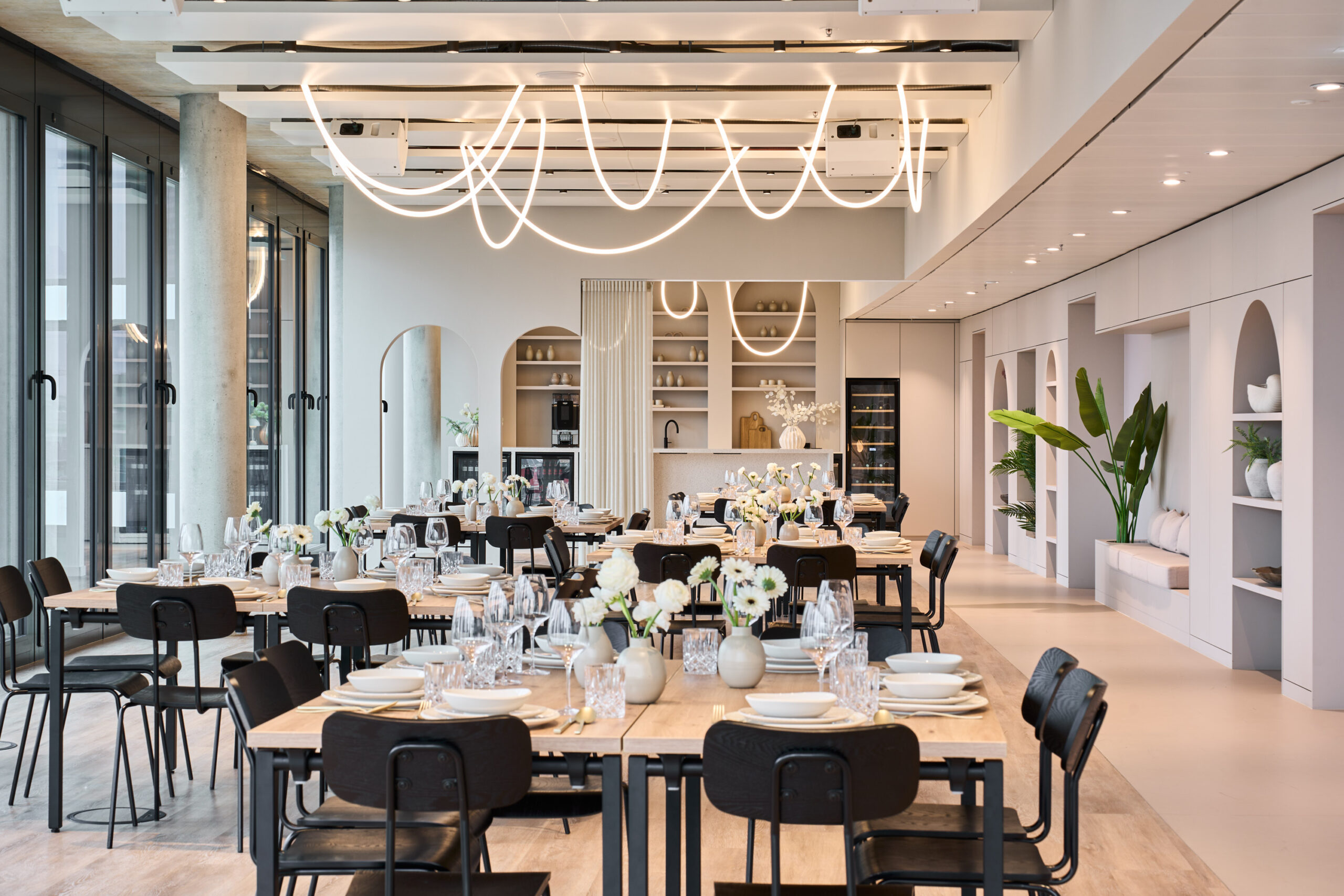 Sky Lounge im Place to be – Kreisler Frankfurt mit Loungebereich